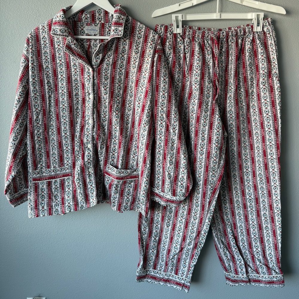 Lanz of Salzburg red white patterned 100% cotton flannel pajama set Women’s sz L - Picture 2 of 12